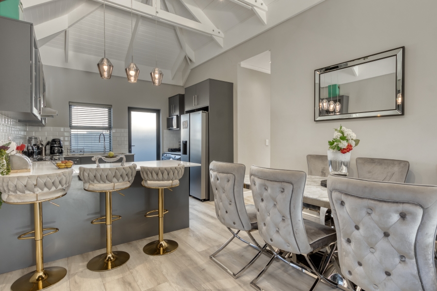 3 Bedroom Property for Sale in Aan de Wijnlanden Western Cape